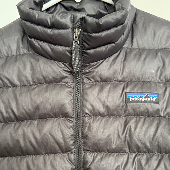 Patagonia Kids Black Puffer Jacket - Picture 4 of 5